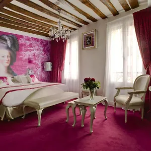 Boutique Konfidentiel Parigi
