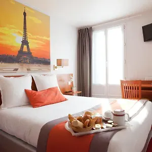 Alyss Saphir Cambronne Eiffel París
