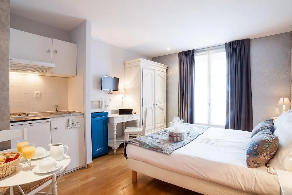 **  Sonder Quintinie Aparthotel Paris France