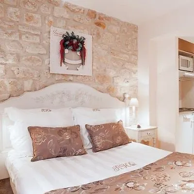 Sonder Quintinie Aparthotel Paris 2*,